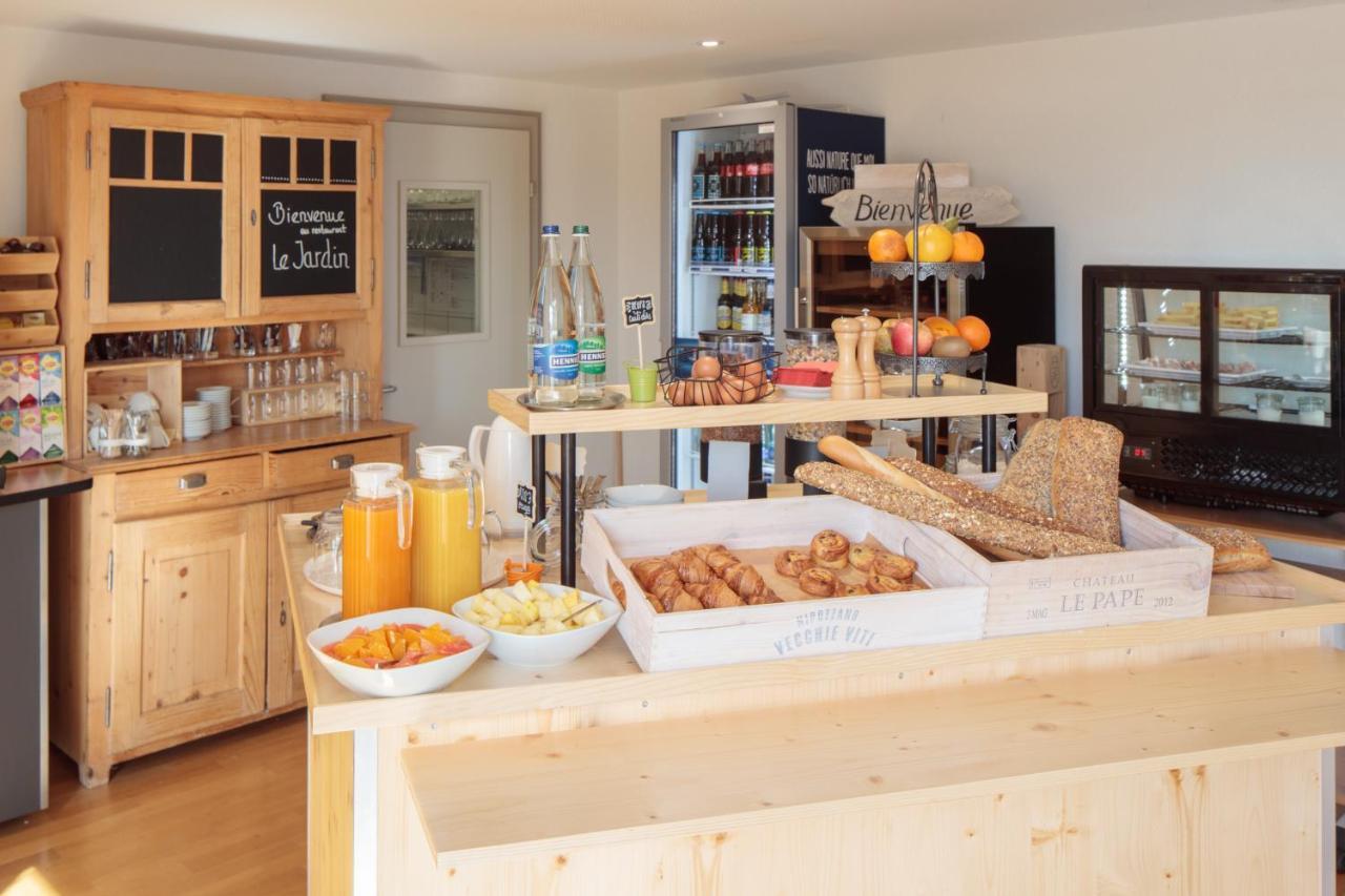 Le Domaine Hotel Villars-Sur-Glane Екстериор снимка