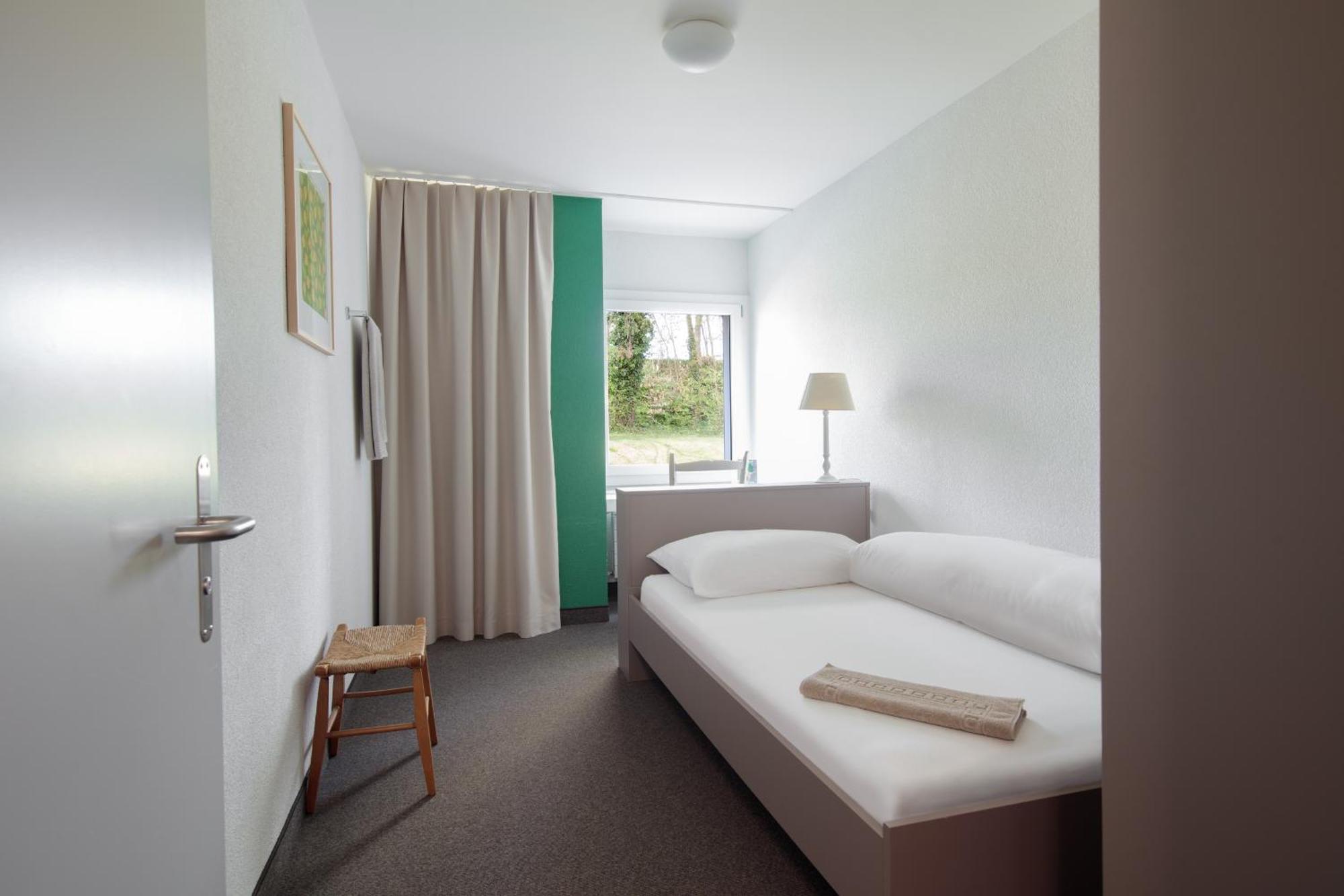 Le Domaine Hotel Villars-Sur-Glane Екстериор снимка
