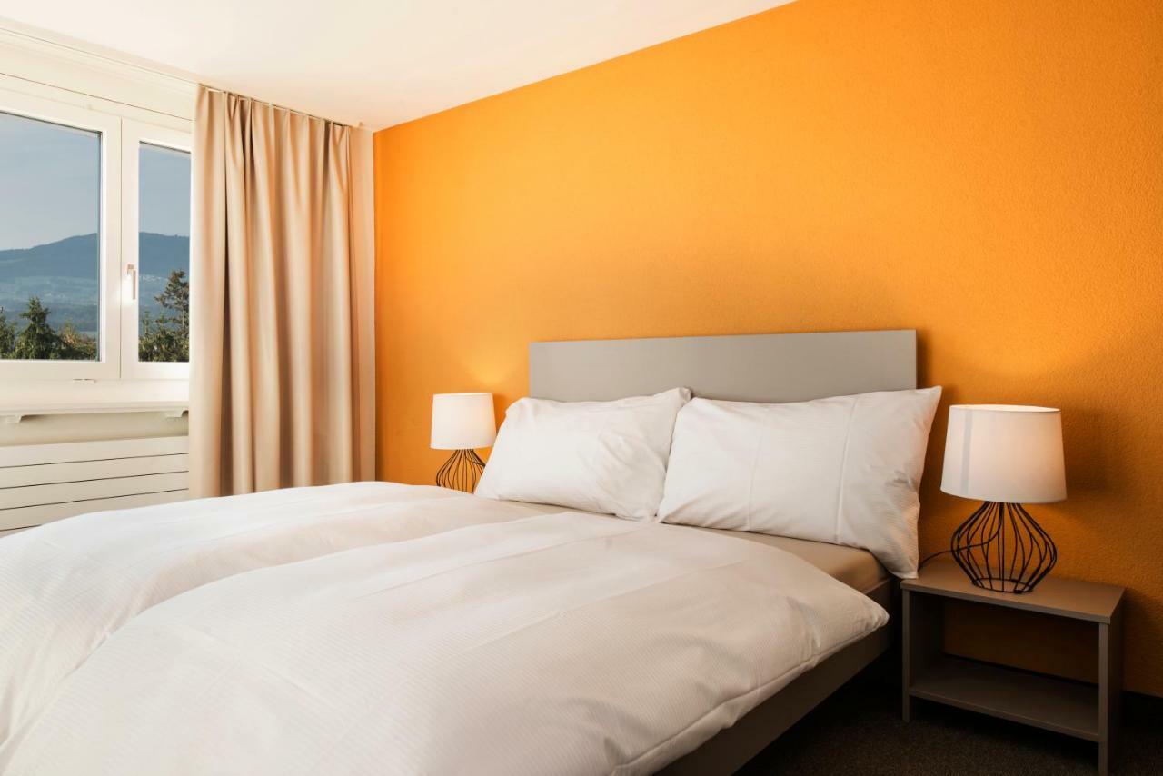 Le Domaine Hotel Villars-Sur-Glane Екстериор снимка